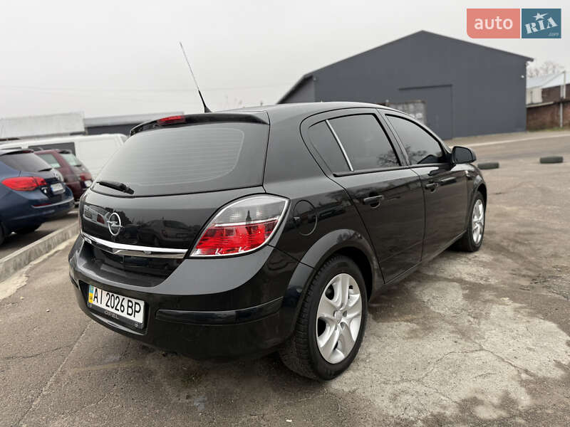 Хетчбек Opel Astra 2012 в Білій Церкві