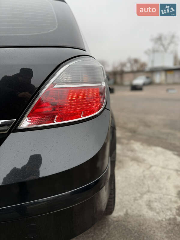 Хетчбек Opel Astra 2012 в Білій Церкві