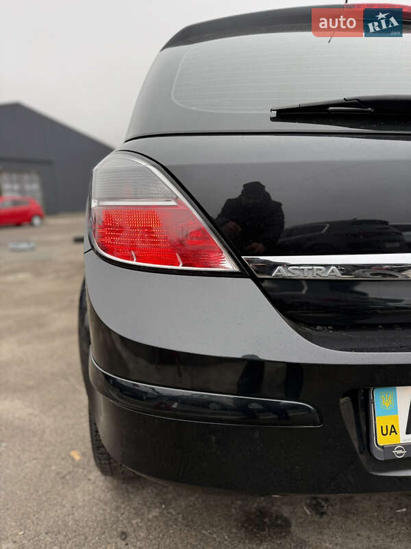 Хетчбек Opel Astra 2012 в Білій Церкві