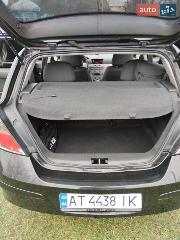 Хэтчбек Opel Astra 2009 в Тернополе