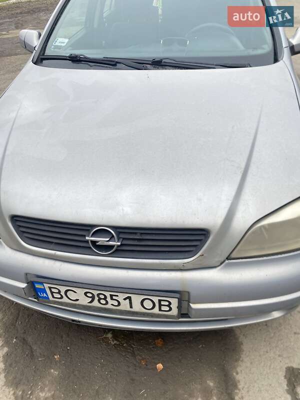 Универсал Opel Astra 2000 в Бориславе