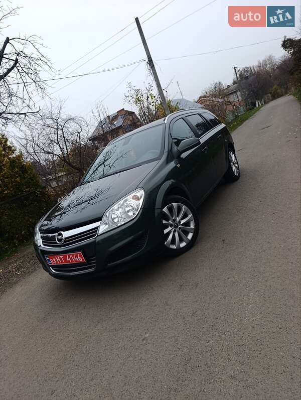 Универсал Opel Astra 2009 в Луцке фото 3 Универсал Opel Astra 2009 в Луцке