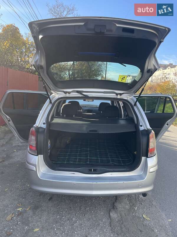 Універсал Opel Astra 2008 в Вінниці