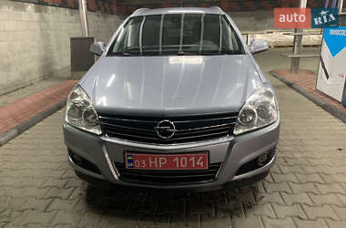 Универсал Opel Astra 2010 в Ровно