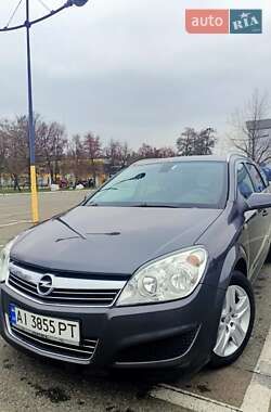Універсал Opel Astra 2008 в Броварах