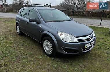 Хетчбек Opel Astra 2007 в Олександрівці