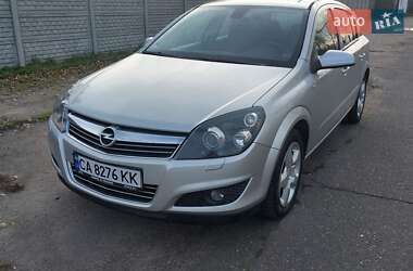 Хэтчбек Opel Astra 2008 в Черкассах