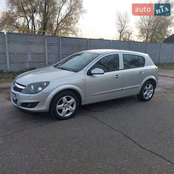 Хетчбек Opel Astra 2008 в Черкасах фото 9 Хетчбек Opel Astra 2008 в Черкасах