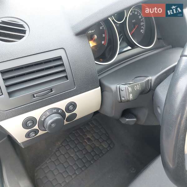 Хетчбек Opel Astra 2008 в Черкасах фото 22 Хетчбек Opel Astra 2008 в Черкасах