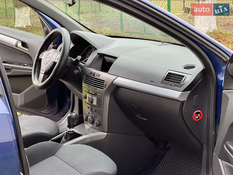 Універсал Opel Astra 2006 в Вапнярці