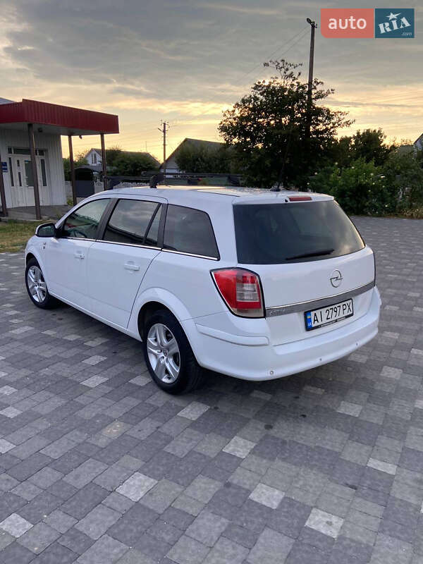 Універсал Opel Astra 2010 в Києві фото 10 Універсал Opel Astra 2010 в Києві