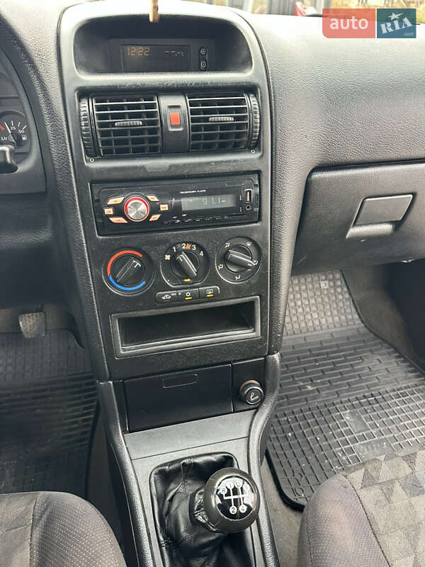 Хетчбек Opel Astra 1998 в Львові