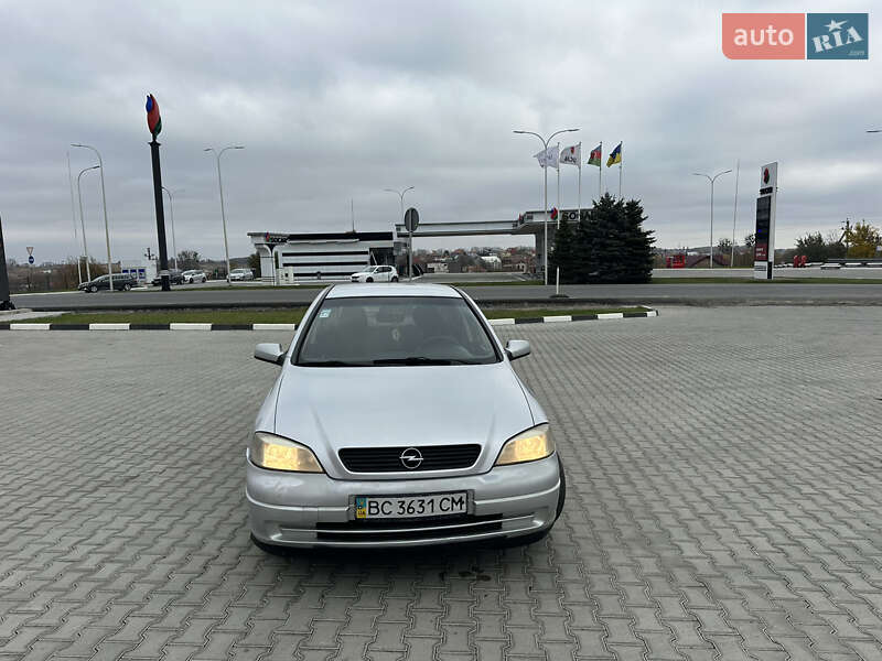 Хетчбек Opel Astra 1998 в Львові