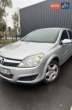 Хетчбек Opel Astra 2007 в Києві