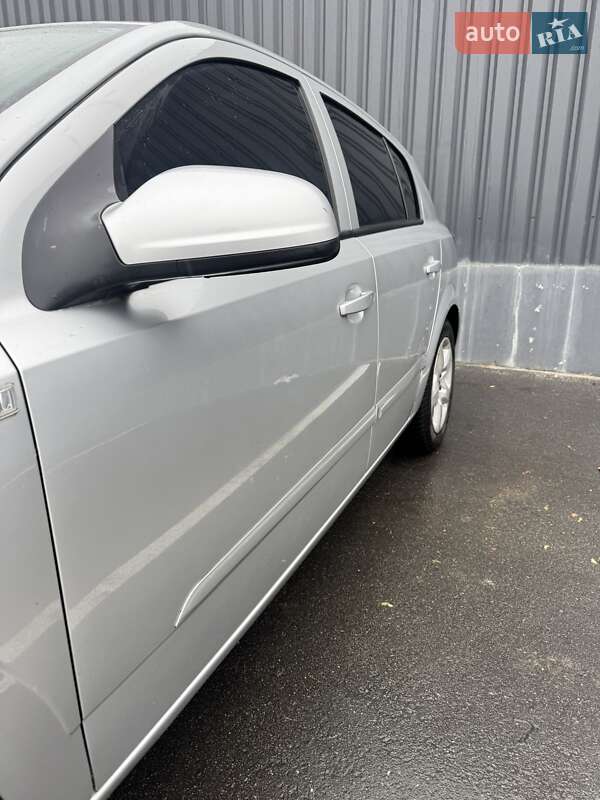 Хетчбек Opel Astra 2007 в Києві фото 7 Хетчбек Opel Astra 2007 в Києві
