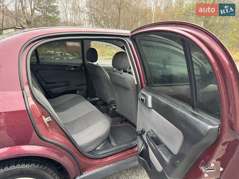 Седан Opel Astra 2007 в Славуті