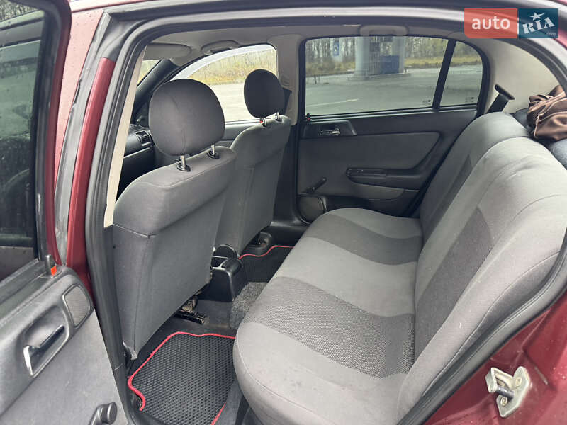 Седан Opel Astra 2007 в Славуті