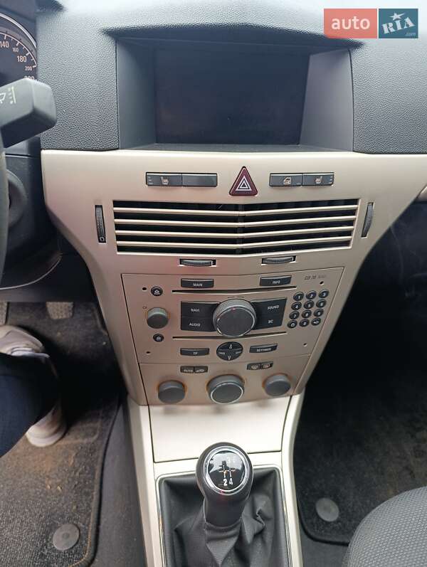 Хетчбек Opel Astra 2007 в Володимирі фото 14 Хетчбек Opel Astra 2007 в Володимирі