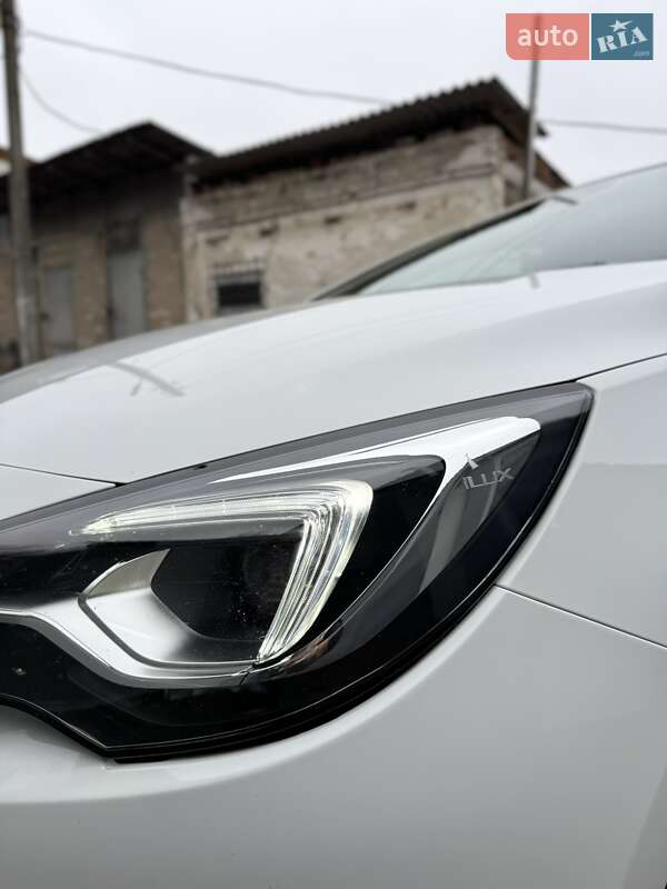 Універсал Opel Astra 2018 в Полтаві