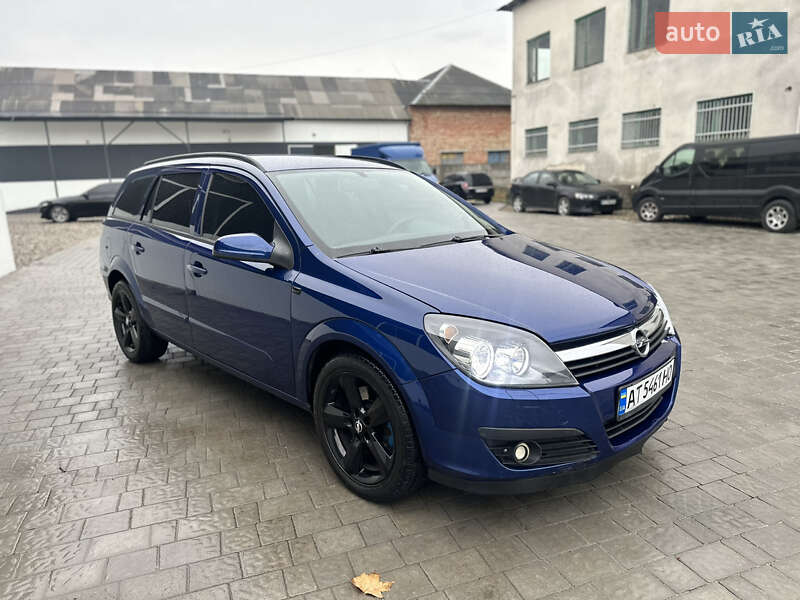Универсал Opel Astra 2005 в Коломые