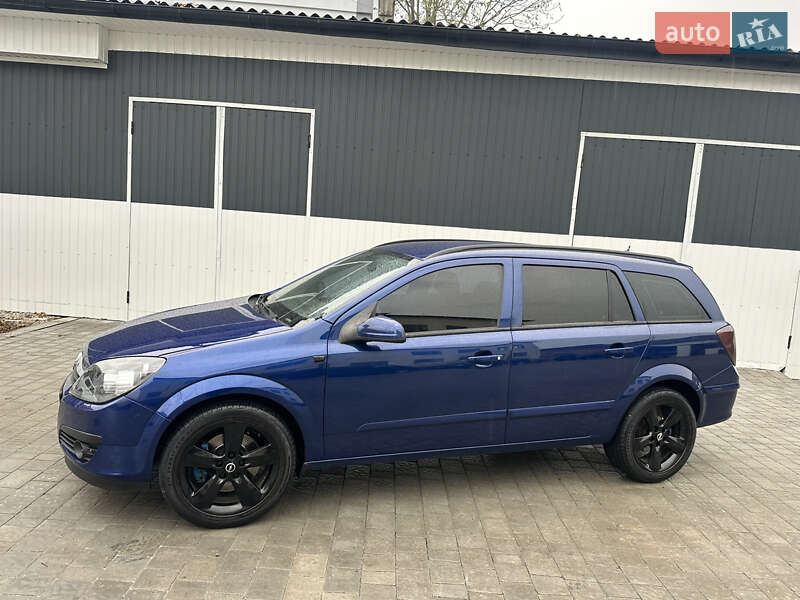 Универсал Opel Astra 2005 в Коломые