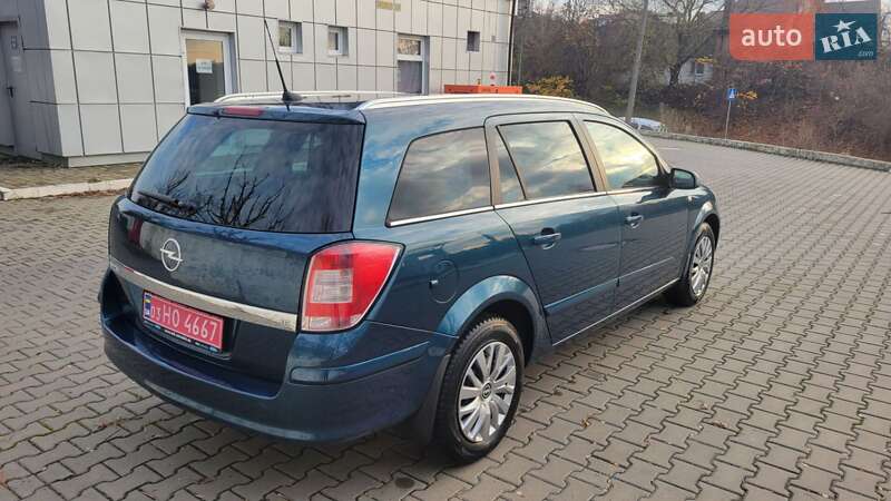 Универсал Opel Astra 2007 в Луцке