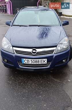Универсал Opel Astra 2010 в Киеве