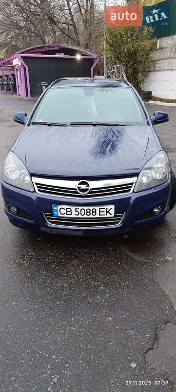 Opel Astra 2010