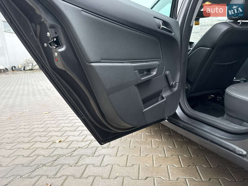 Универсал Opel Astra 2009 в Виннице фото 39 Универсал Opel Astra 2009 в Виннице