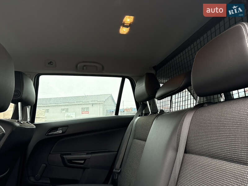 Универсал Opel Astra 2009 в Виннице фото 43 Универсал Opel Astra 2009 в Виннице