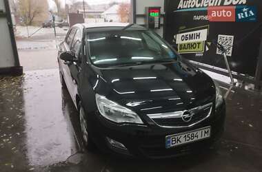 Хетчбек Opel Astra 2010 в Здолбуніві