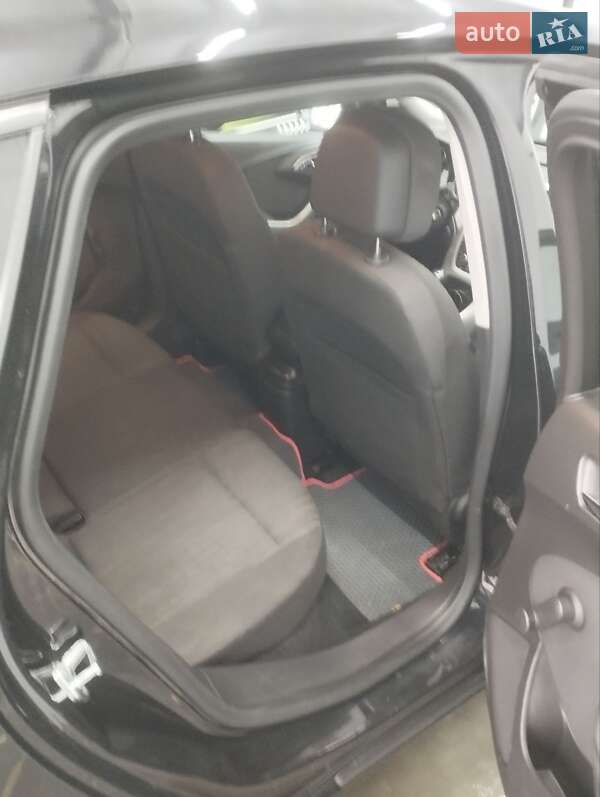 Хетчбек Opel Astra 2010 в Здолбуніві