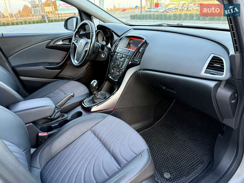 Универсал Opel Astra 2014 в Хусте фото 12 Универсал Opel Astra 2014 в Хусте