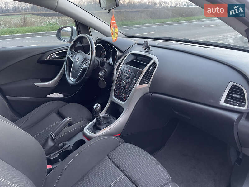 Универсал Opel Astra 2011 в Виннице фото 9 Универсал Opel Astra 2011 в Виннице