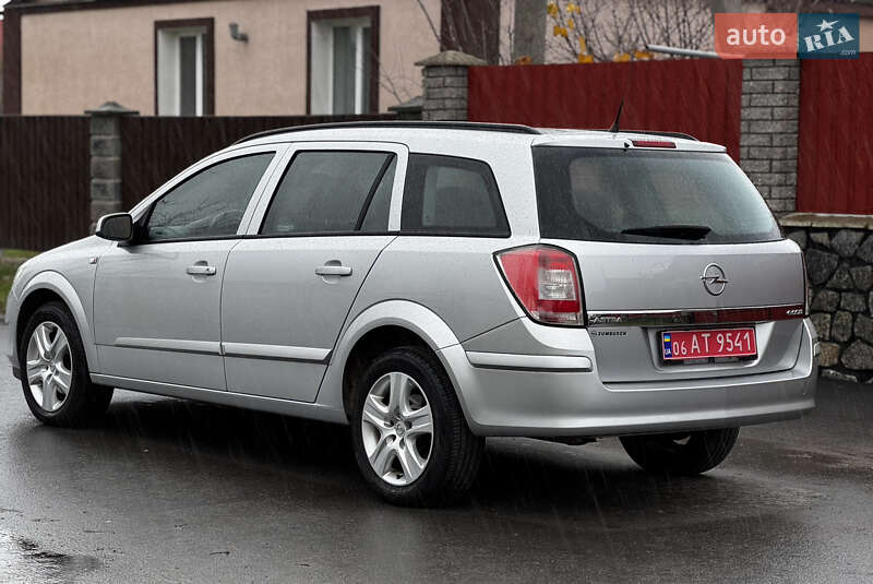Универсал Opel Astra 2009 в Звягеле фото 13 Универсал Opel Astra 2009 в Звягеле