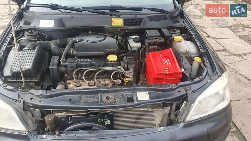 Седан Opel Astra 1998 в Тернополе