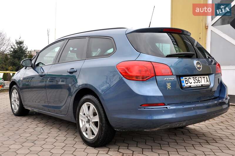 Універсал Opel Astra 2013 в Львові фото 13 Універсал Opel Astra 2013 в Львові