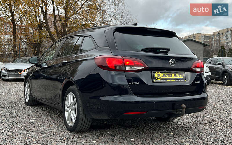 Универсал Opel Astra 2018 в Львове