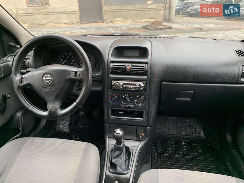 Седан Opel Astra 2007 в Луцке фото 9 Седан Opel Astra 2007 в Луцке