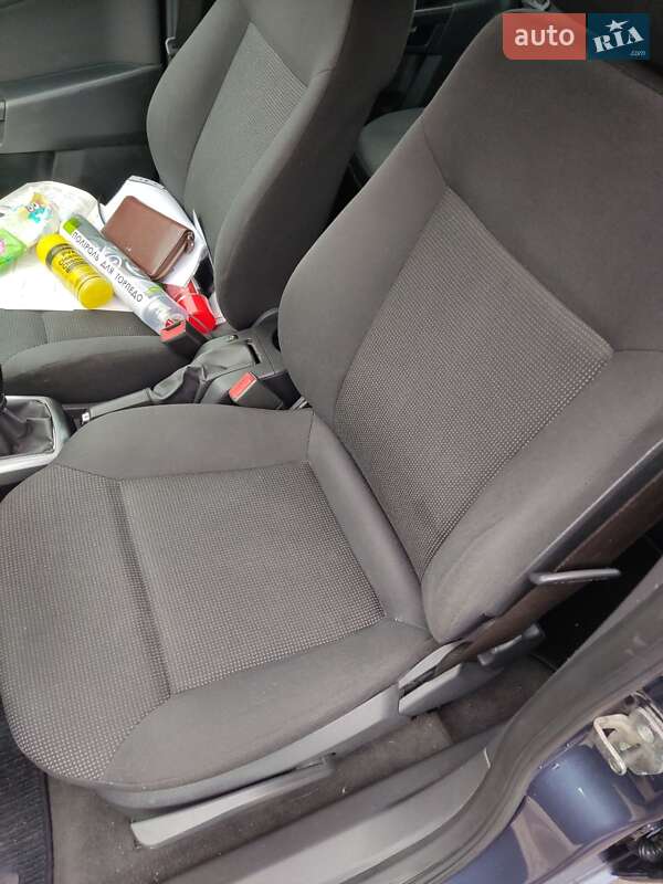 Універсал Opel Astra 2010 в Луцьку