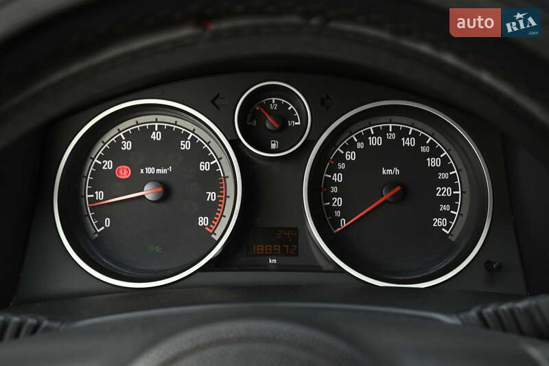 Хэтчбек Opel Astra 2004 в Бердичеве фото 17 Хэтчбек Opel Astra 2004 в Бердичеве