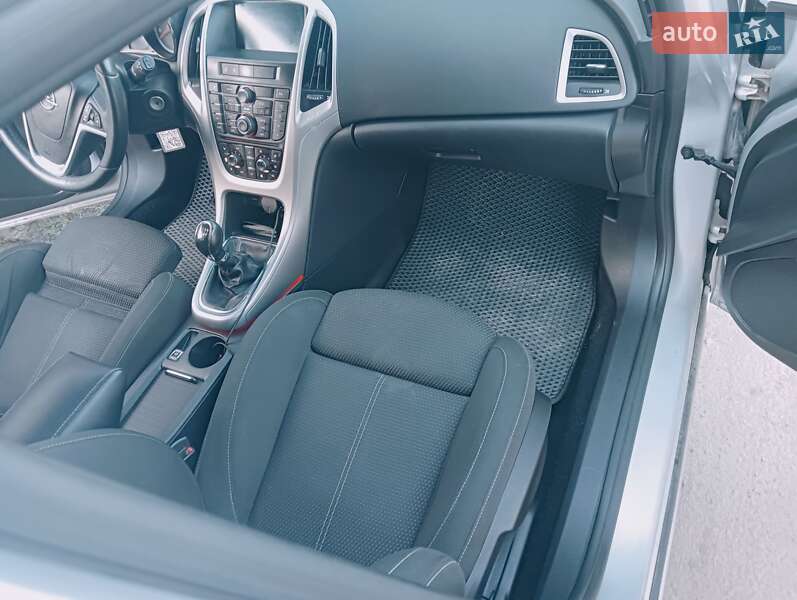 Универсал Opel Astra 2011 в Балте фото 5 Универсал Opel Astra 2011 в Балте