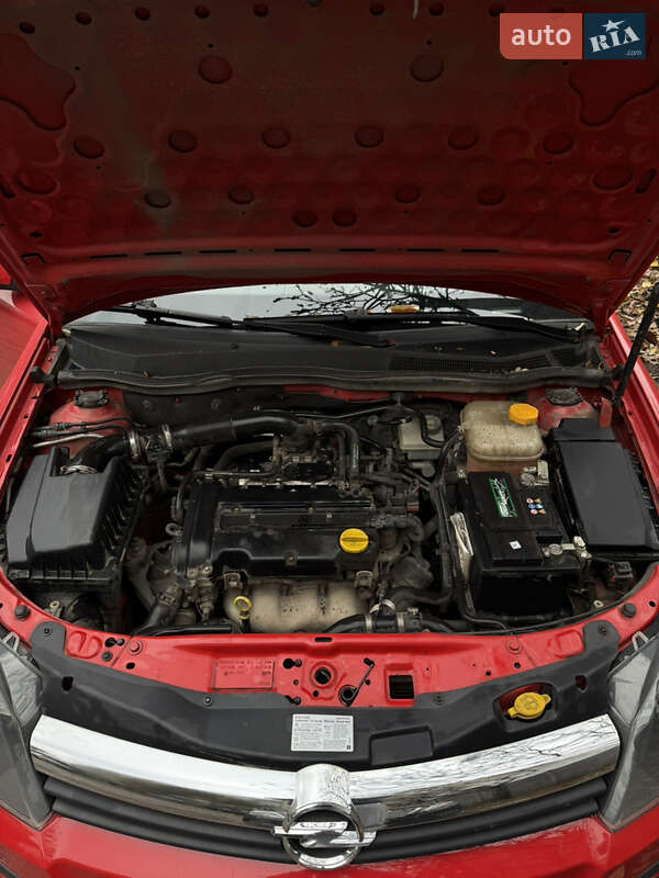 Хетчбек Opel Astra 2006 в Олександрії