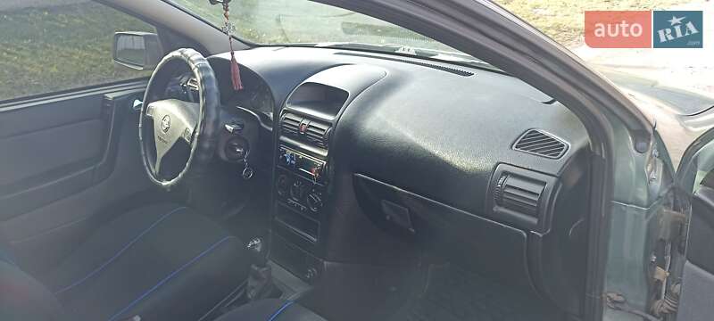 Седан Opel Astra 2008 в Житомирі