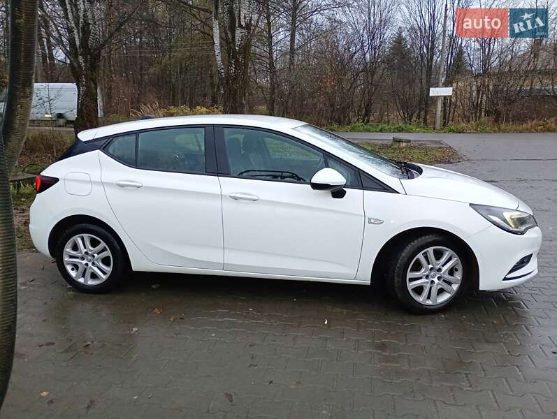 Хэтчбек Opel Astra 2018 в Бориславе фото Хэтчбек Opel Astra 2018 в Бориславе