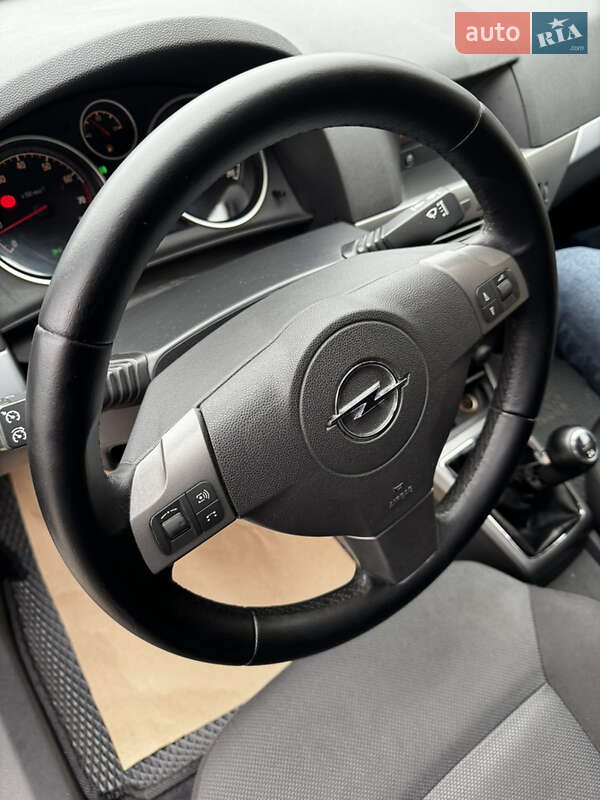 Универсал Opel Astra 2005 в Днепре фото 12 Универсал Opel Astra 2005 в Днепре