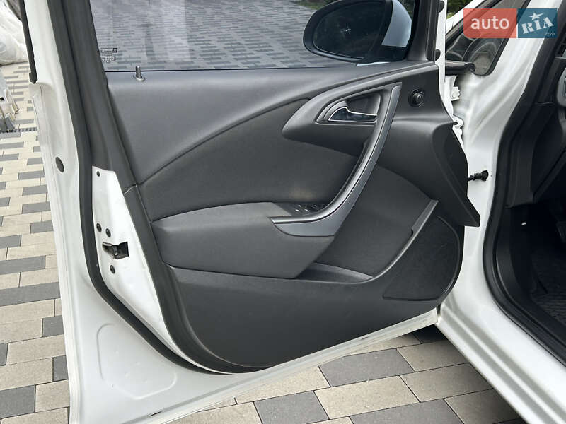 Седан Opel Astra 2017 в Мукачевому фото 7 Седан Opel Astra 2017 в Мукачевому