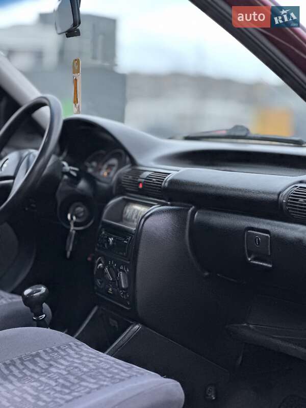 Седан Opel Astra 1993 в Одессе фото 10 Седан Opel Astra 1993 в Одессе