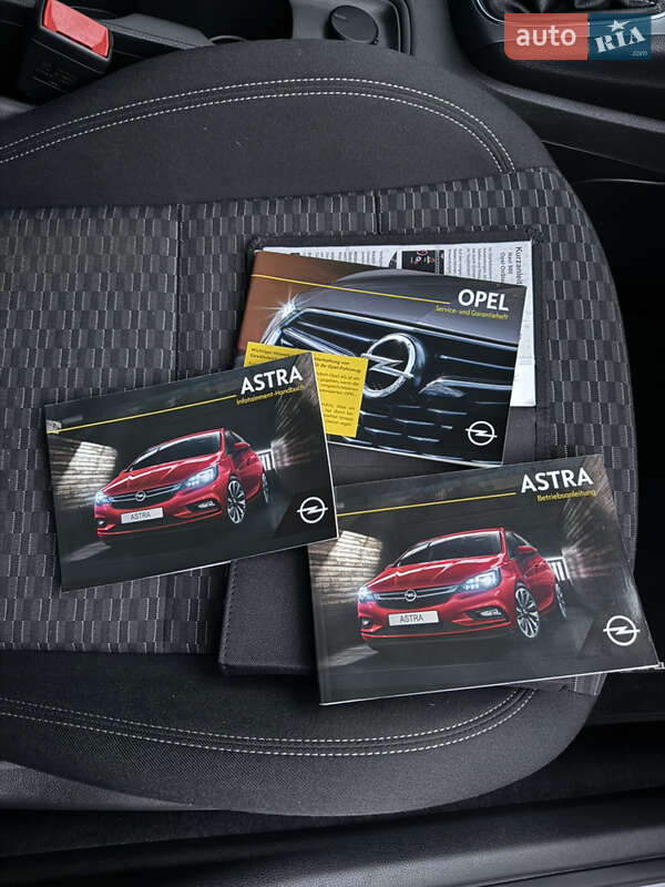 Універсал Opel Astra 2018 в Києві