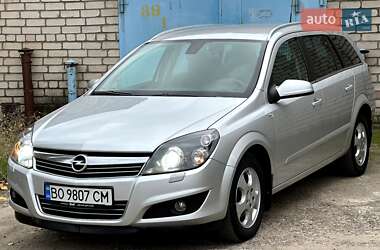 Универсал Opel Astra 2009 в Николаеве